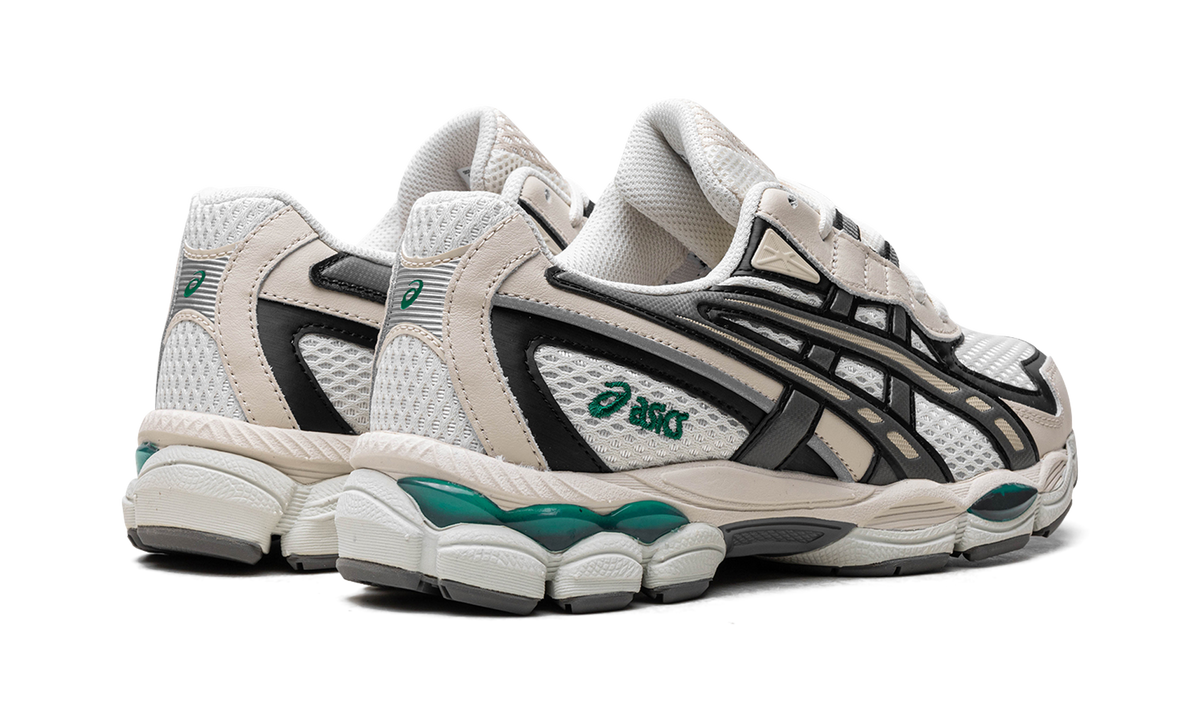 Overkicks - ASICS Gel-NYC 2055 Pale Oak Truffle Grey (1203A542-200) - par completo