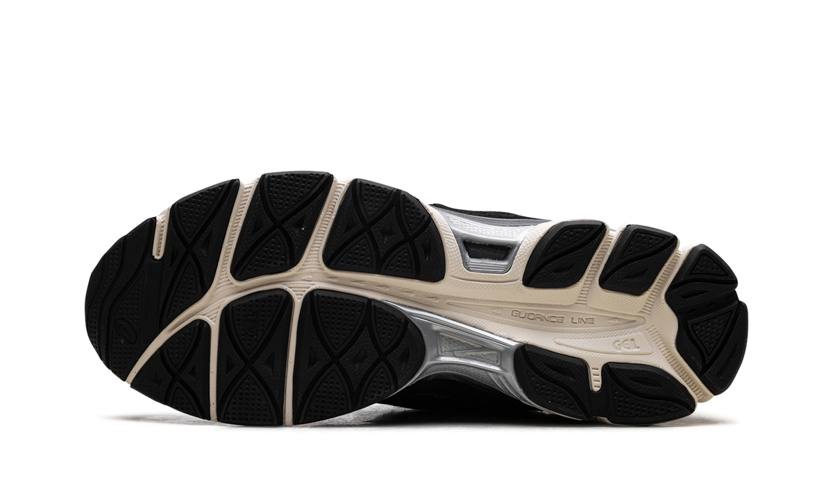 Overkicks - ASICS Gel-NYC Black Black (1203A739-001) - vista superior