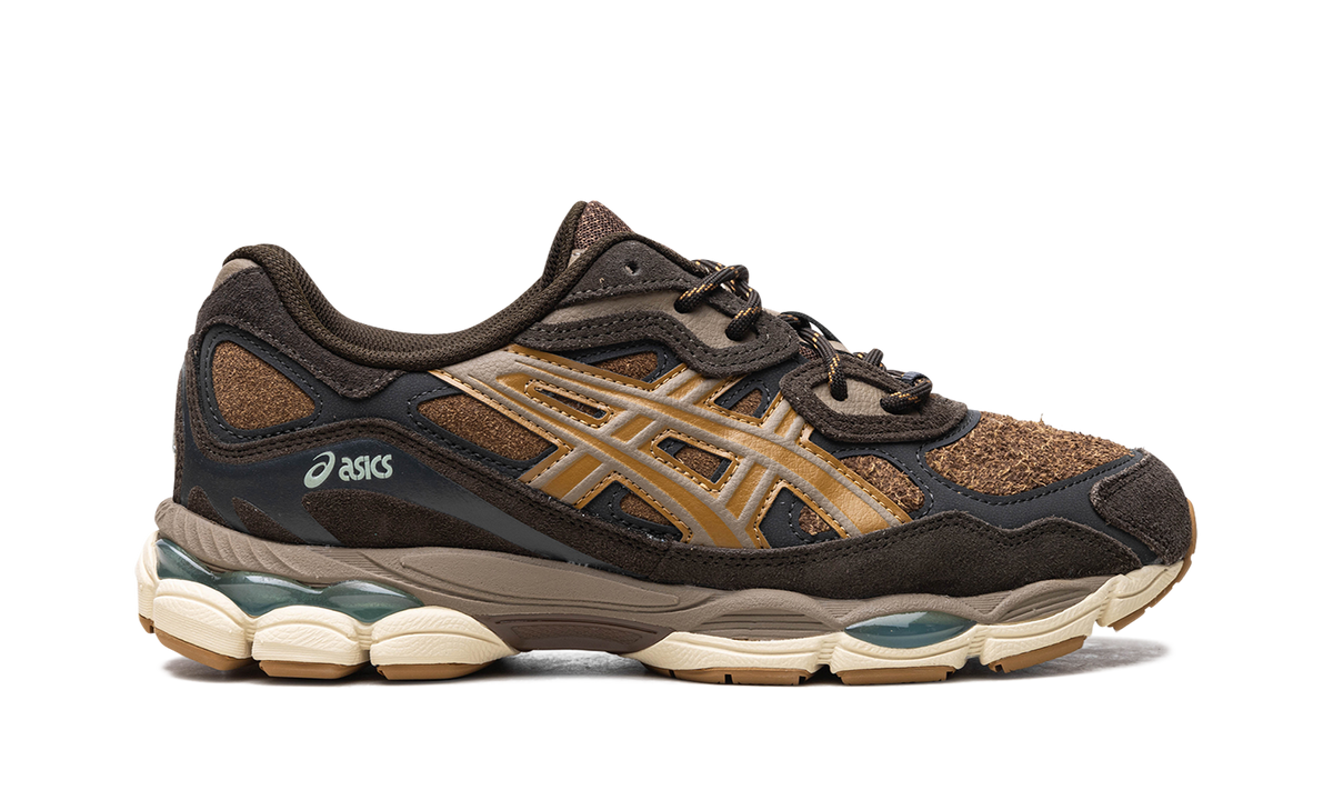 Overkicks - ASICS Gel-NYC Brown Storm Tan Presidio (1203A477-200) - detalle talon