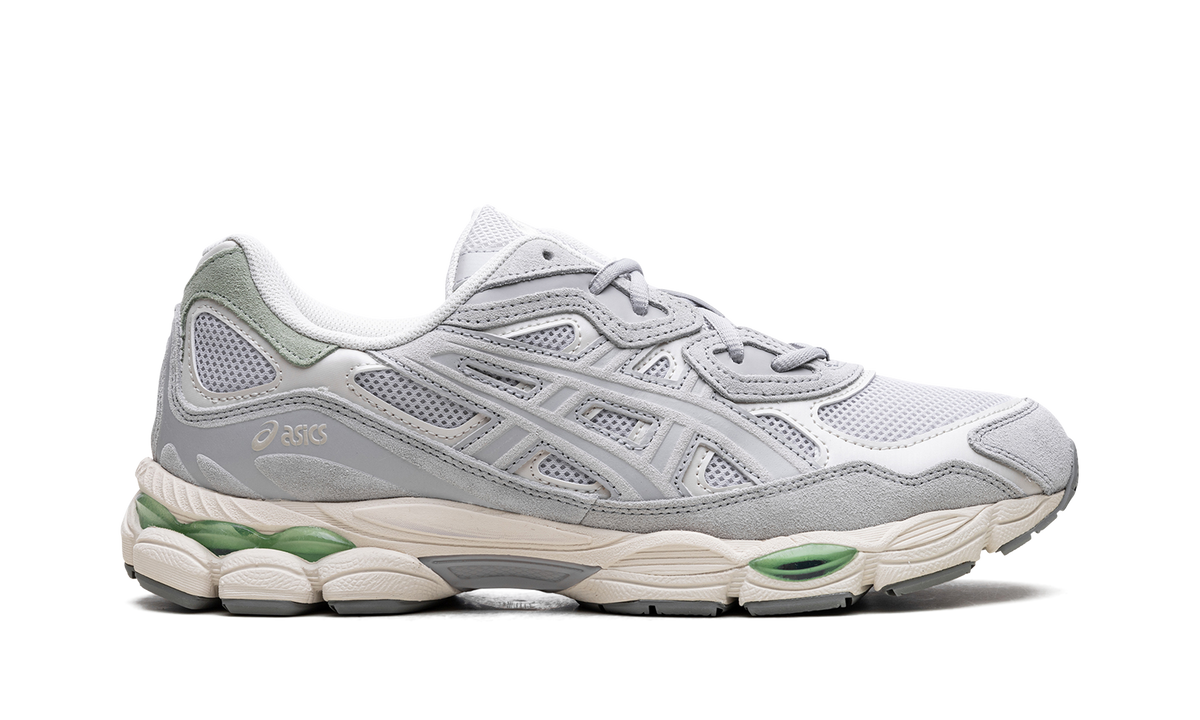 Overkicks - ASICS Gel-NYC Cloud Grey Green (1203A383-022) - detalle talon