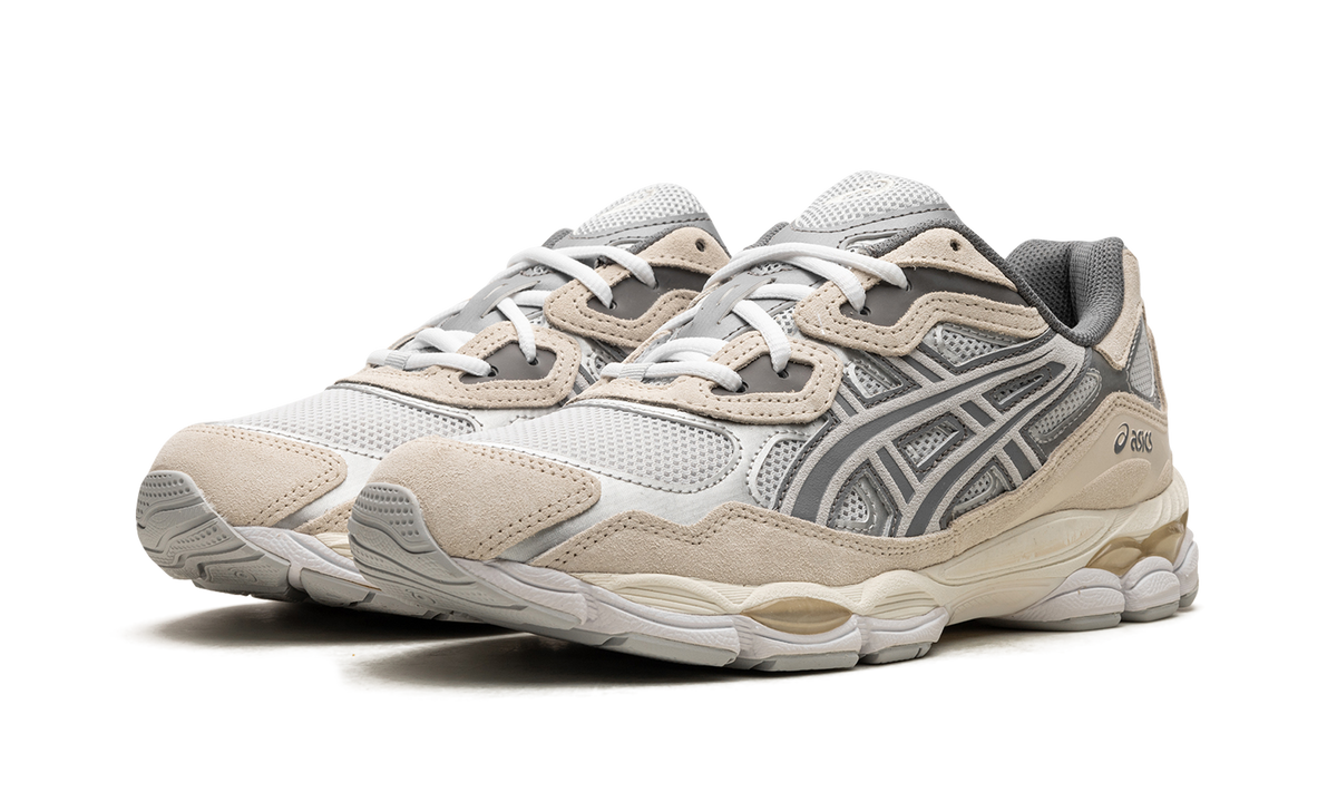 Overkicks - ASICS Gel-NYC Concrete Oatmeal (1203A383-020) - vista trasera