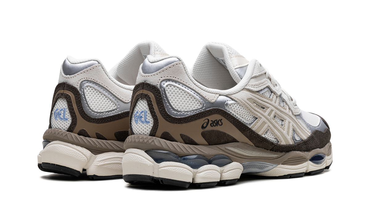 Overkicks - ASICS Gel-NYC Cream (1203A383-103) - par completo