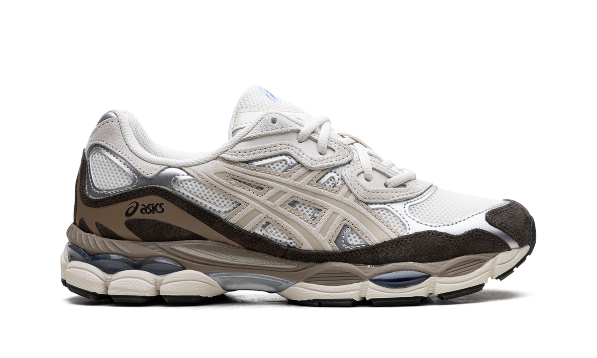 Overkicks - ASICS Gel-NYC Cream (1203A383-103) - detalle talon