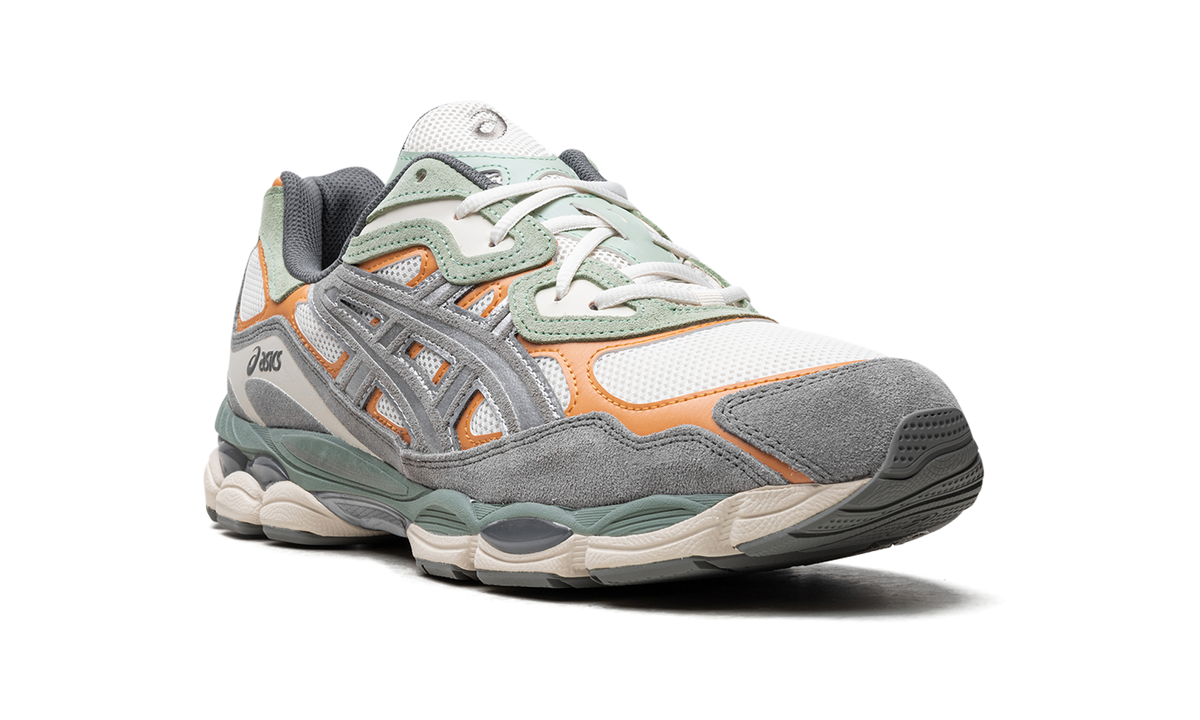 Overkicks - ASICS Gel-NYC Cream Clay Grey (1203A383-102) - detalle lateral interior