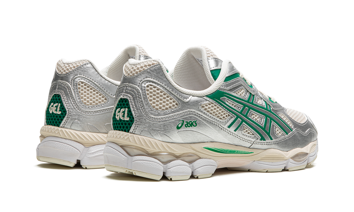 Overkicks - ASICS Gel-NYC Cream Kale (1201A971-200) - par completo