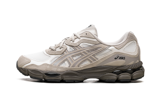 Overkicks - ASICS Gel-NYC Cream Putty (1203A383-105) - vista lateral