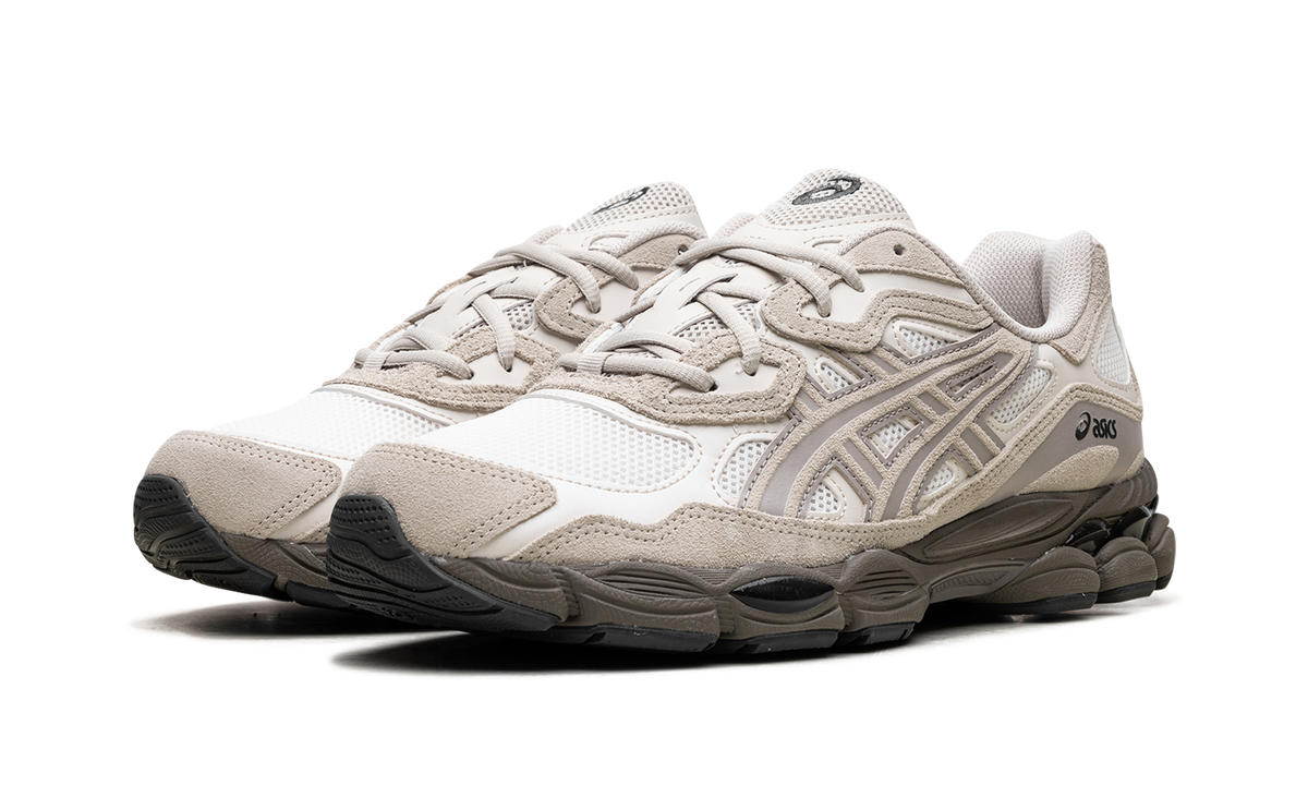 Overkicks - ASICS Gel-NYC Cream Putty (1203A383-105) - vista trasera
