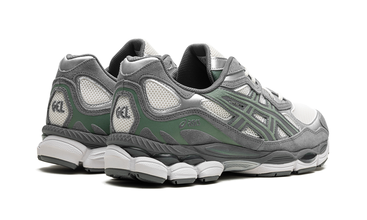 Overkicks - ASICS Gel-NYC Cream Steel Grey (1203A383-101) - par completo