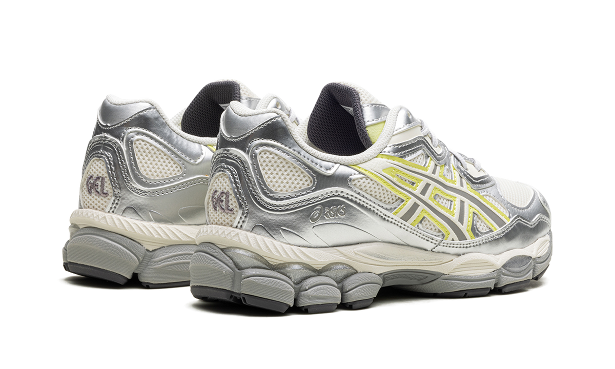 Overkicks - ASICS Gel-NYC EMMI White Huddle Yellow (Womens) (1202A498-100) - par completo