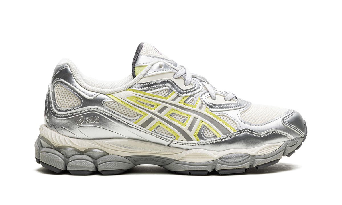 Overkicks - ASICS Gel-NYC EMMI White Huddle Yellow (Womens) (1202A498-100) - detalle talon