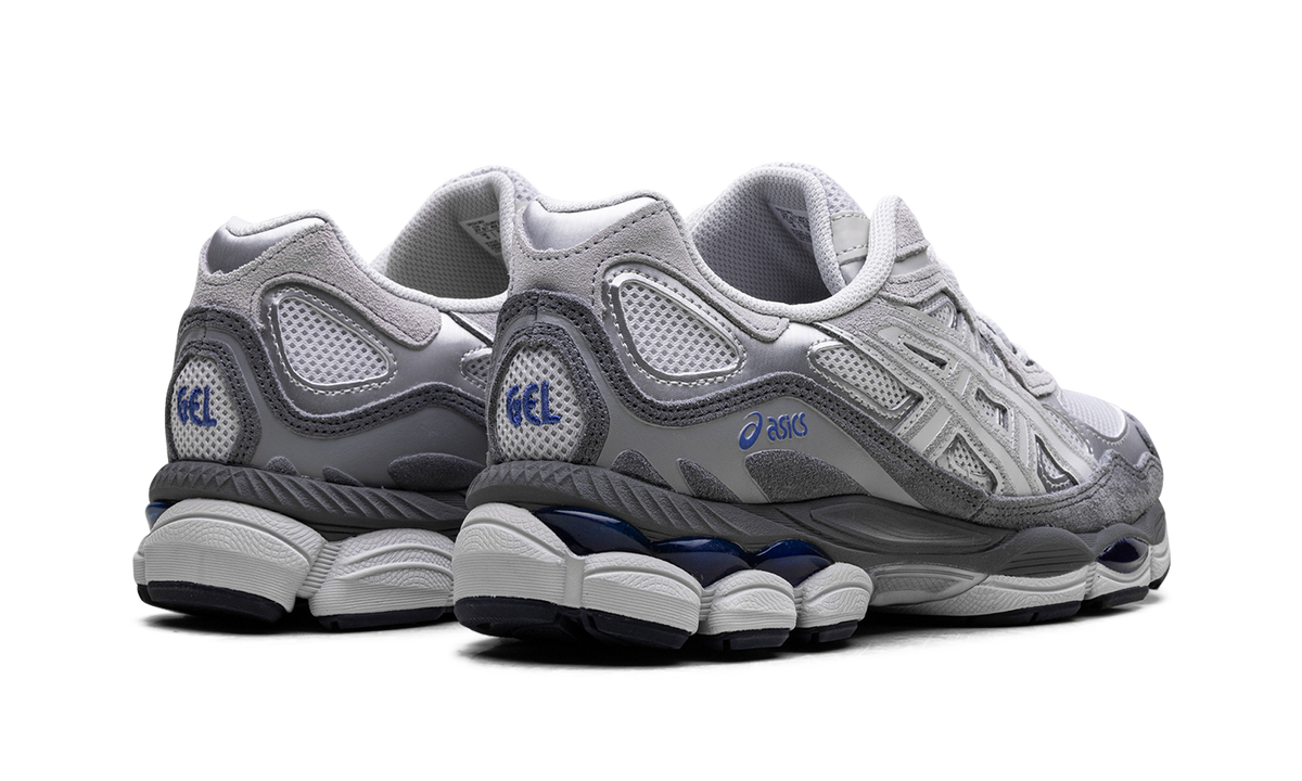 Overkicks - ASICS Gel-NYC Glacier Grey Gravel (1203A383-025) - par completo