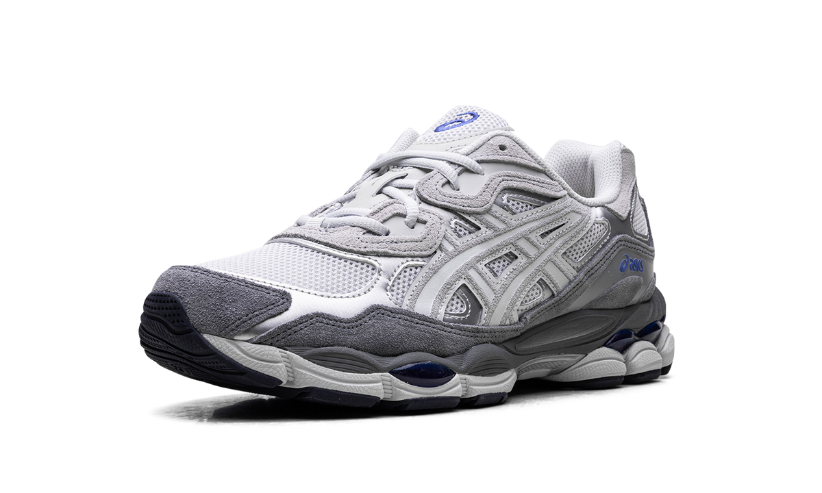 Overkicks - ASICS Gel-NYC Glacier Grey Gravel (1203A383-025) - detalle suela
