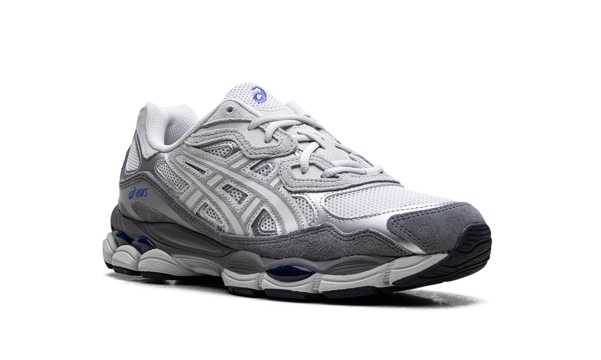 Overkicks - ASICS Gel-NYC Glacier Grey Gravel (1203A383-025) - detalle lateral interior