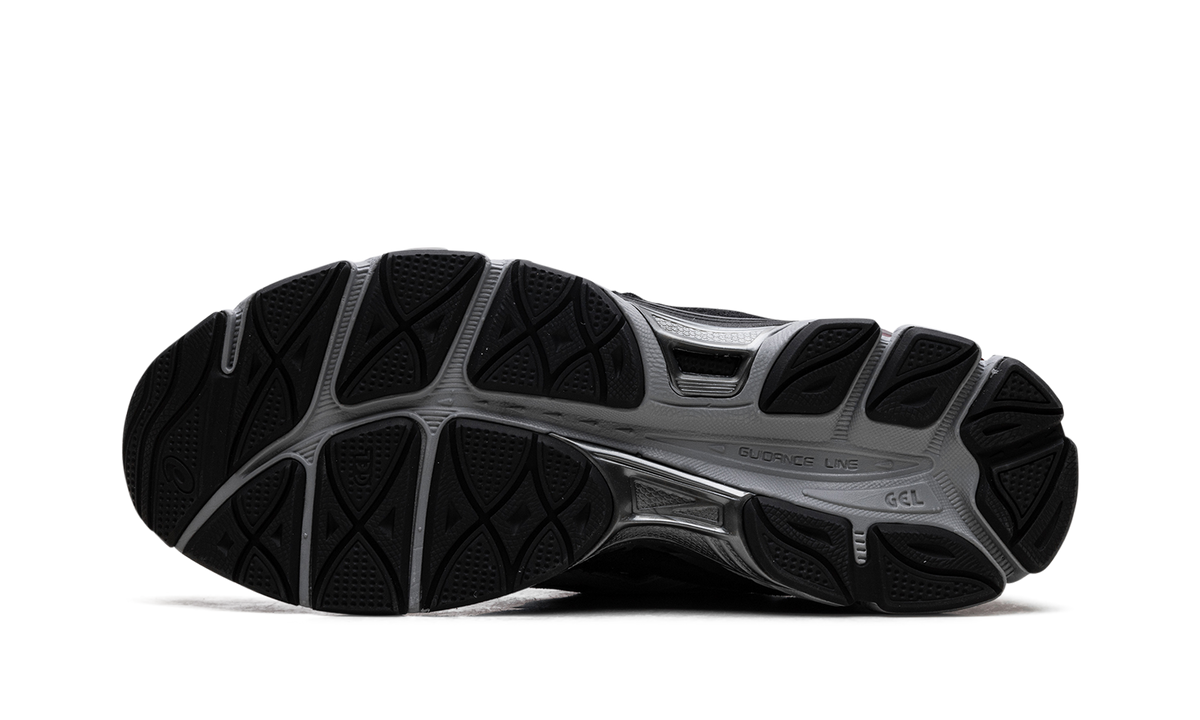 Overkicks - ASICS Gel-NYC Gravel Black (1203A383-024) - vista superior