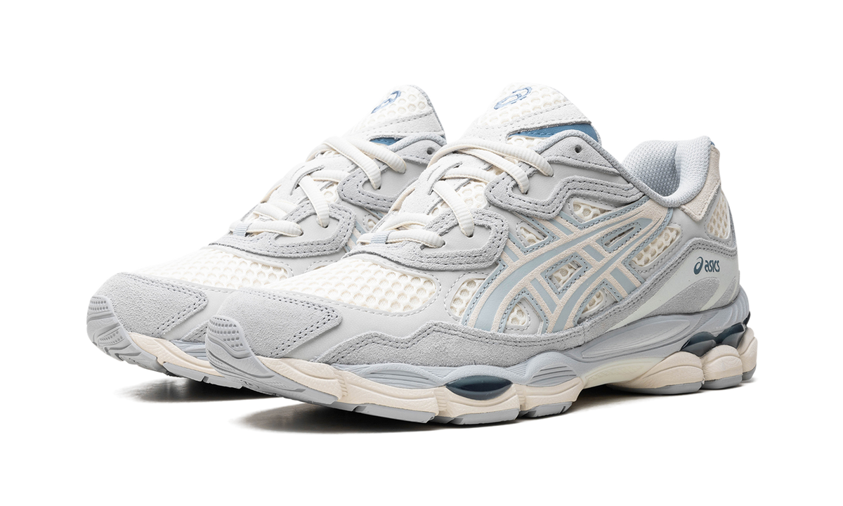 Overkicks - ASICS Gel-NYC Ivory Mid Grey (1203A372-600) - vista trasera