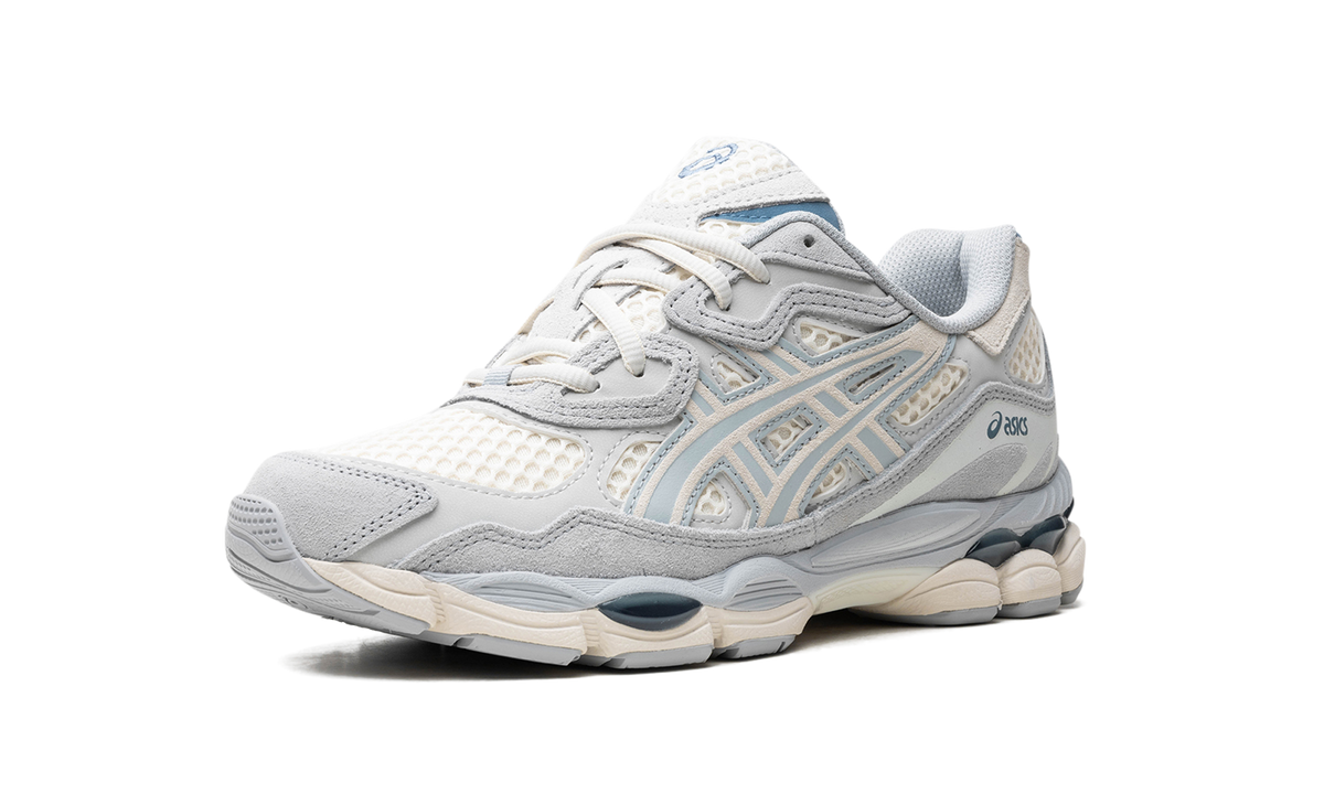 Overkicks - ASICS Gel-NYC Ivory Mid Grey (1203A372-600) - detalle suela