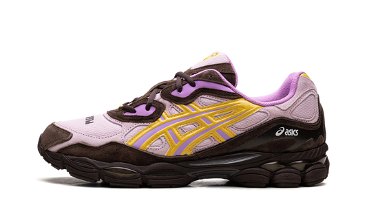 Overkicks - ASICS Gel-NYC Pleasures (1203A622-700) - vista lateral