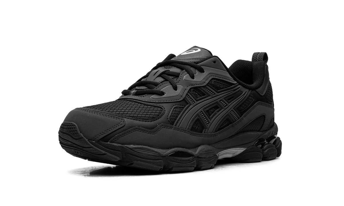 Overkicks - ASICS Gel-NYC RGD Black Graphite Grey (1203A735-001) - detalle suela