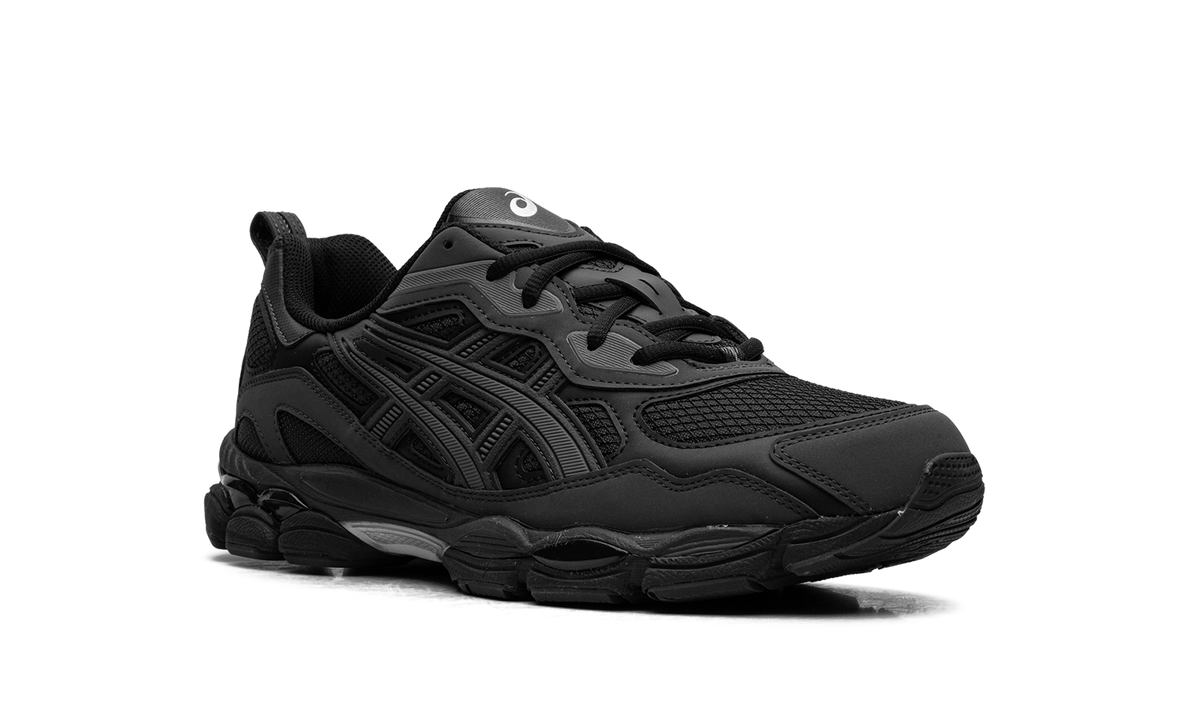 Overkicks - ASICS Gel-NYC RGD Black Graphite Grey (1203A735-001) - detalle lateral interior