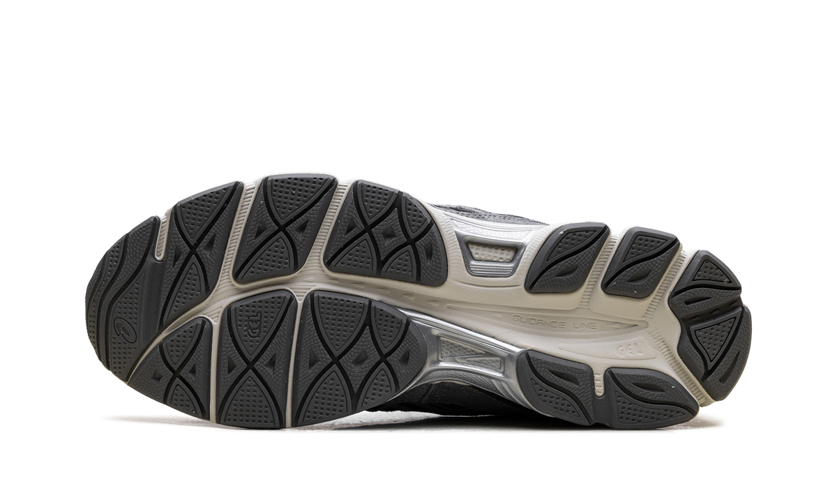 Overkicks - ASICS Gel-NYC Steel Grey Carrier Grey (1203A739-020) - vista superior
