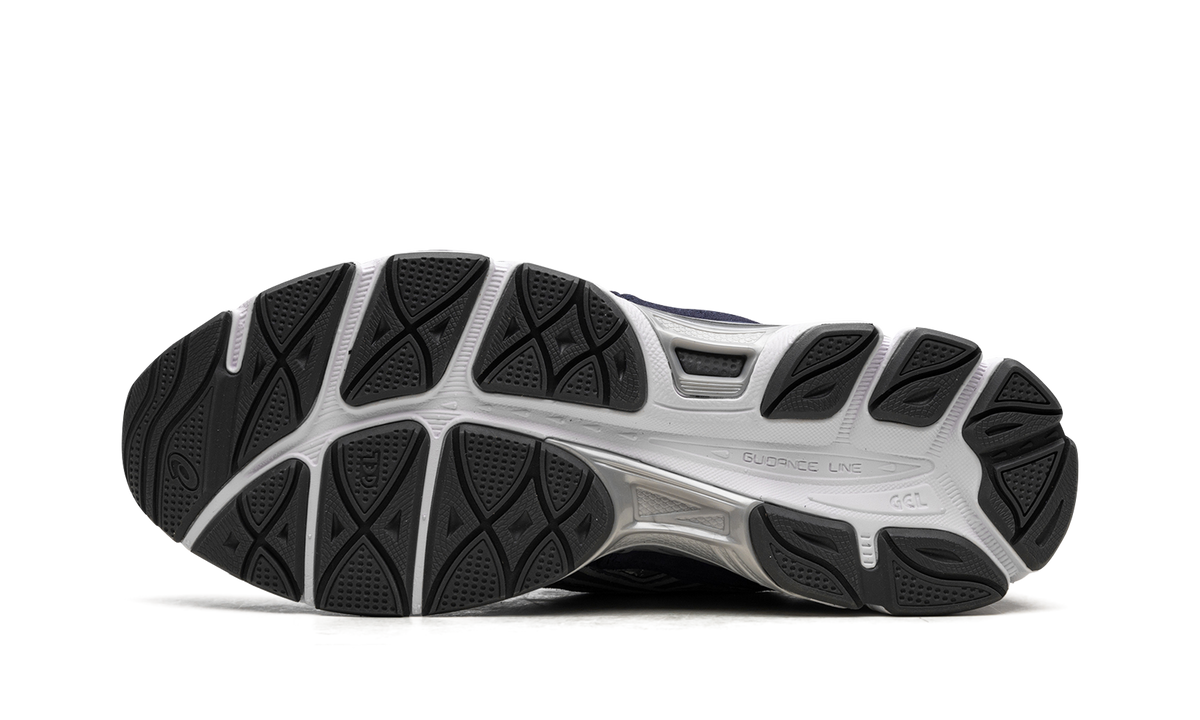 Overkicks - ASICS Gel-NYC Yankees (1201A789-100) - vista superior