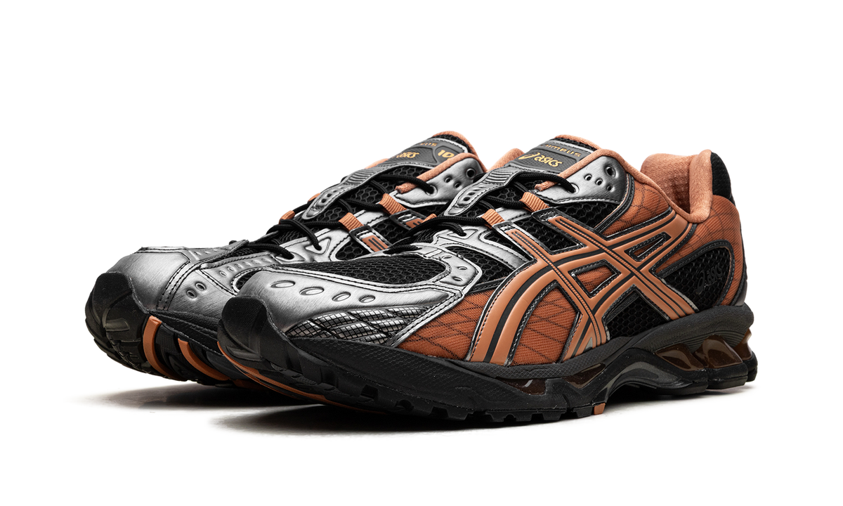 Overkicks - ASICS Gel-Nimbus 10.1 Black Rust Orange (1203A543-004) - vista trasera
