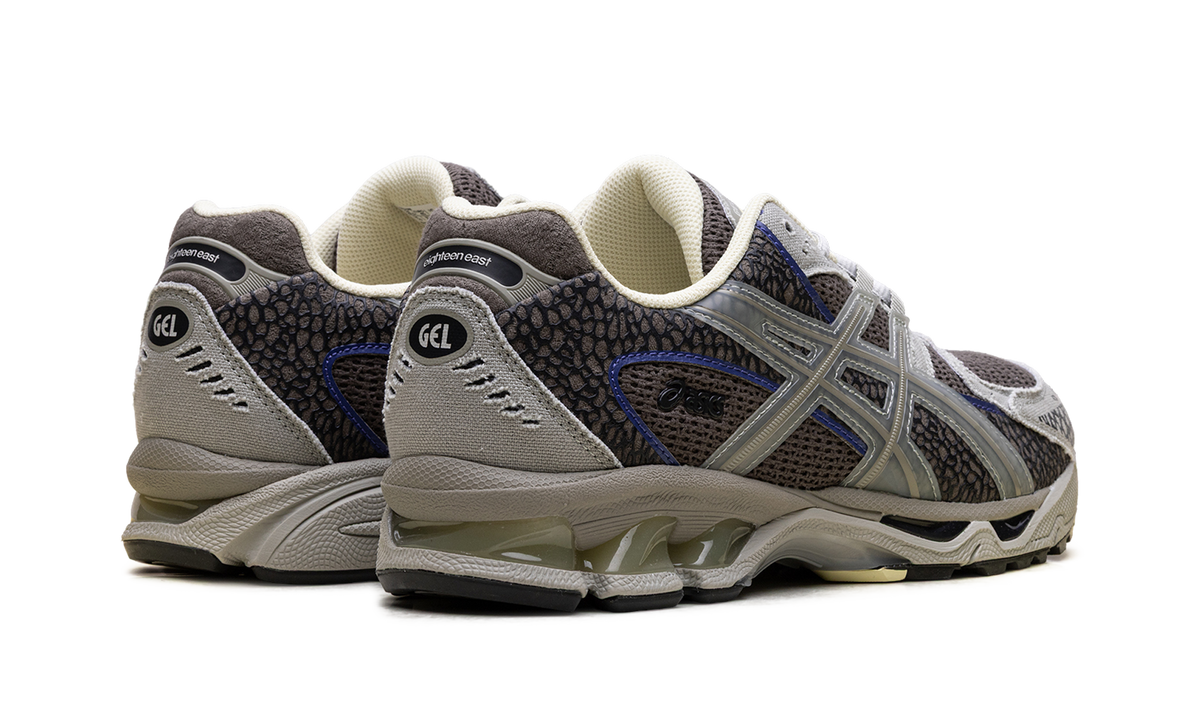 Overkicks - ASICS Gel-Nimbus 10.1 Eighteen East (1203A968-200) - par completo