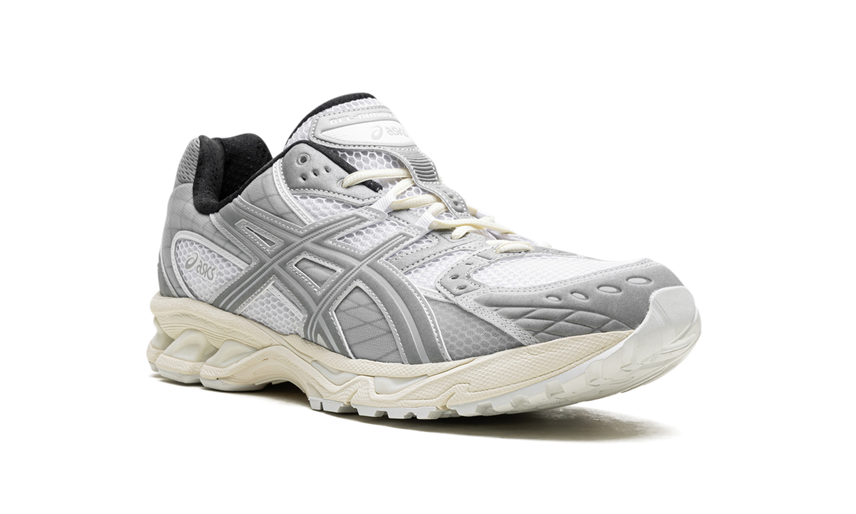 Overkicks - ASICS Gel-Nimbus 10.1 Min-Nano (1203A673-100) - detalle lateral interior