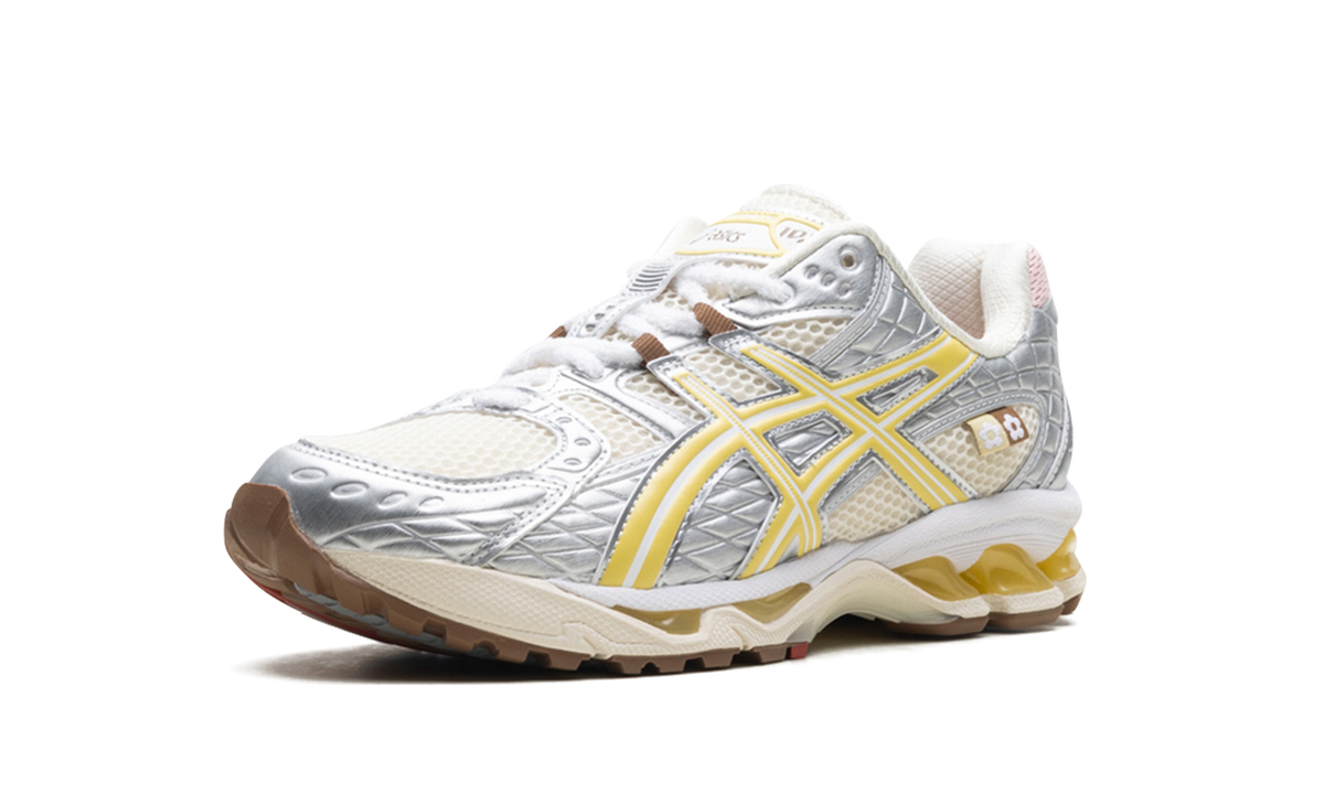 Overkicks - ASICS Gel-Nimbus 10.1 Vandy The Pink x atmos Banana Split Banana (1203A865-752) - detalle suela