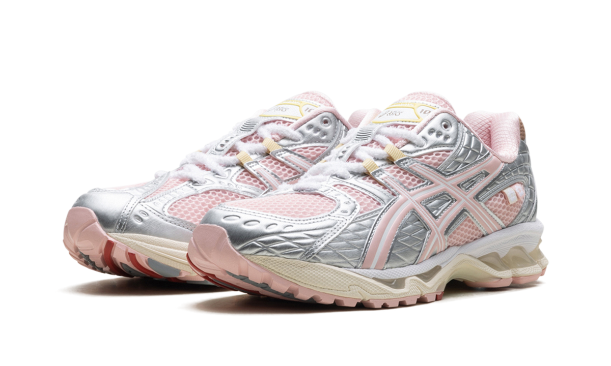Overkicks - ASICS Gel-Nimbus 10.1 Vandy The Pink x atmos Banana Split Strawberry (1203A865-702) - vista trasera