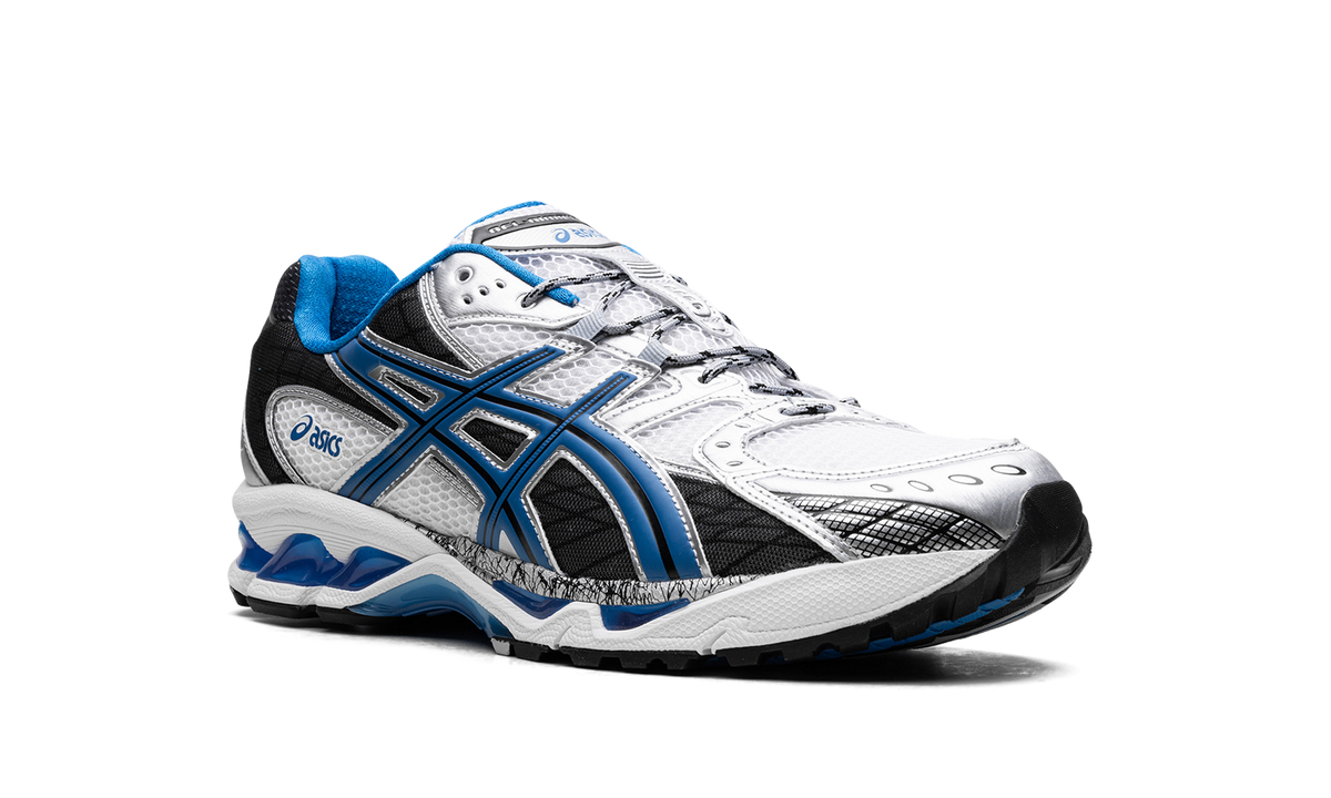 Overkicks - ASICS Gel-Nimbus 10.1 White Directoire Blue (1203A543-101) - detalle lateral interior