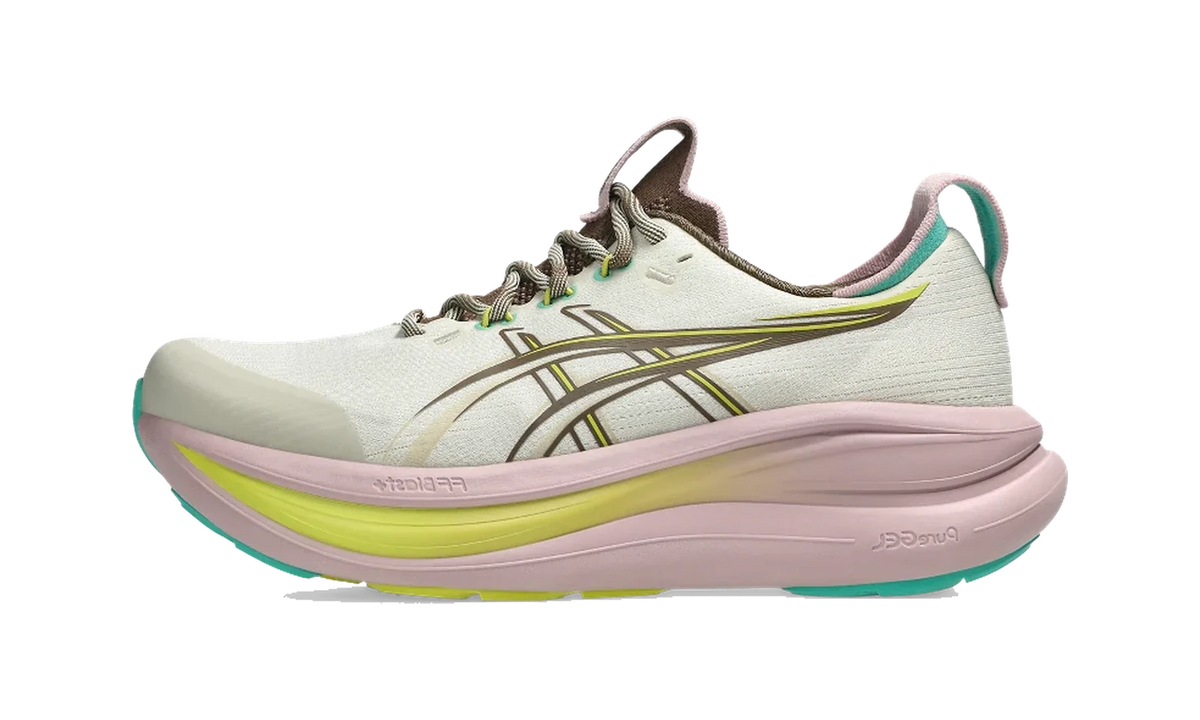 Overkicks - ASICS Gel-Nimbus 28 TR Light Dust Clay Canyon (Womens) (1012B981-020) - vista lateral