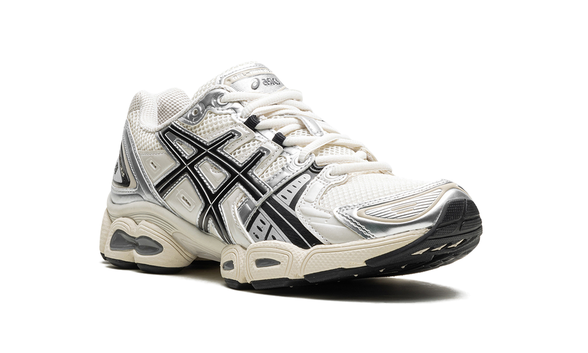 Overkicks - ASICS Gel-Nimbus 9 Cream Black (1201A424-105) - detalle lateral interior