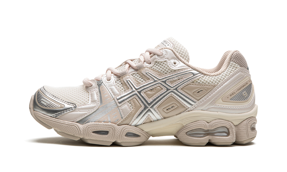 Overkicks - ASICS Gel-Nimbus 9 Cream Mineral Beige (Womens) (1202A278-107) - vista lateral