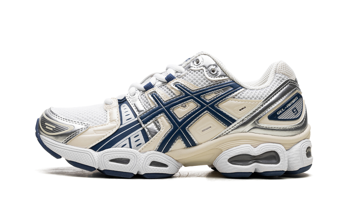 Overkicks - ASICS Gel-Nimbus 9 White Light Indigo (Womens) (1202A278-108) - vista lateral