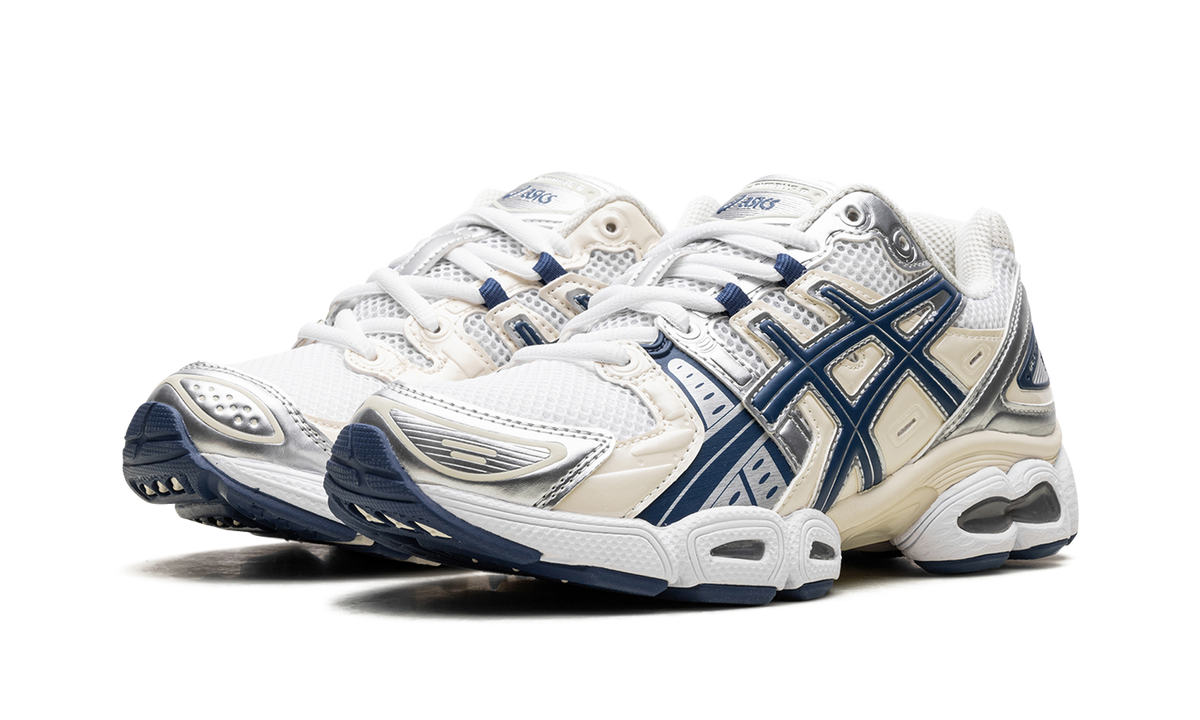 Overkicks - ASICS Gel-Nimbus 9 White Light Indigo (Womens) (1202A278-108) - vista trasera