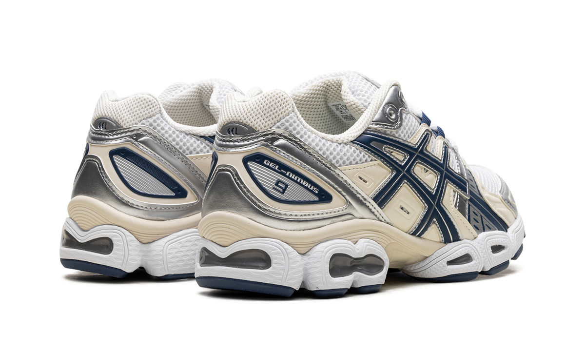 Overkicks - ASICS Gel-Nimbus 9 White Light Indigo (Womens) (1202A278-108) - par completo
