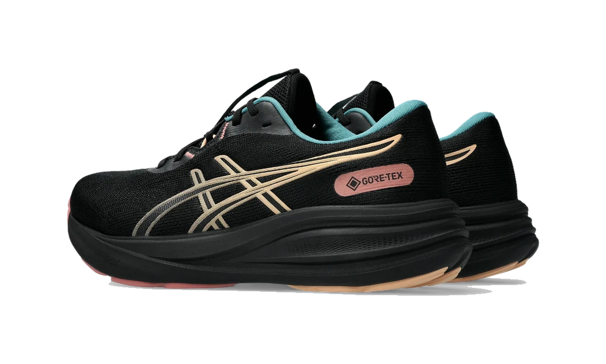 Overkicks - ASICS Gel-Pulse 17 Gore-Tex Black Apricot Crush (Womens) (1012B926-001) - par completo