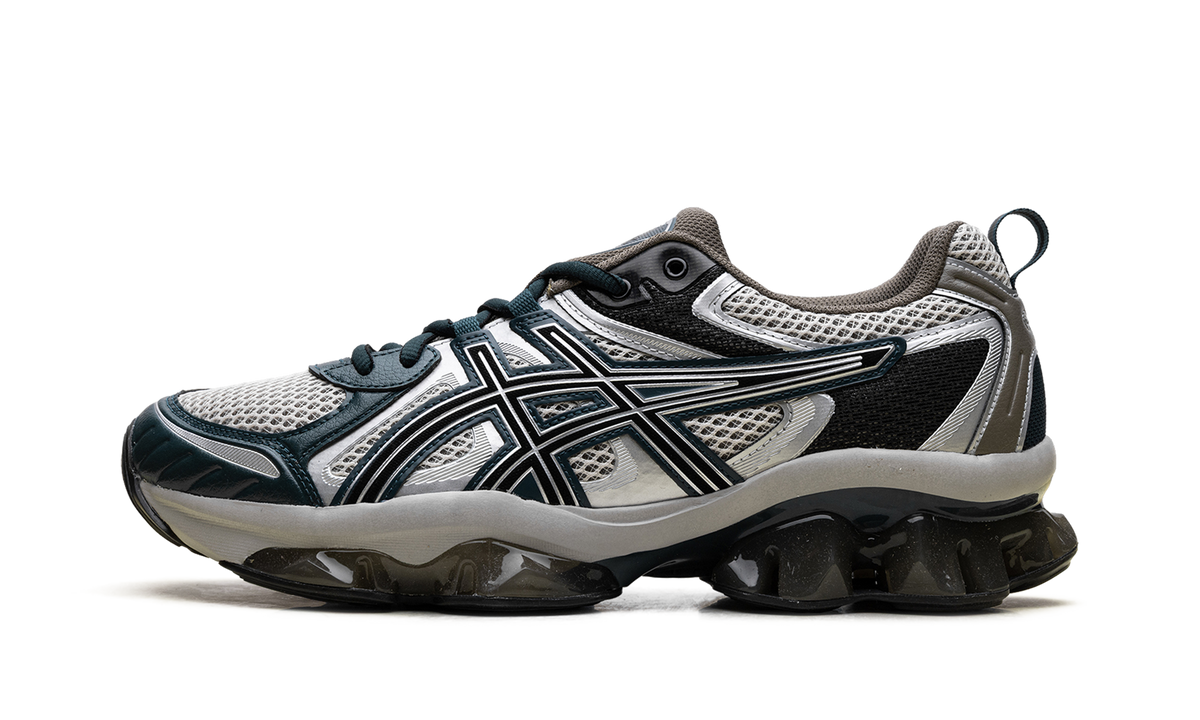 Overkicks - ASICS Gel-Quantum Kinetic Oatmeal Dark Taupe (1203A270-254) - vista lateral