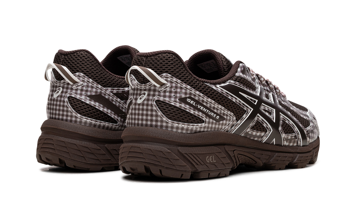 Overkicks - ASICS Gel-Venture 6 Story mfg. Reddish Brown Gingham (1203A712-200) - par completo