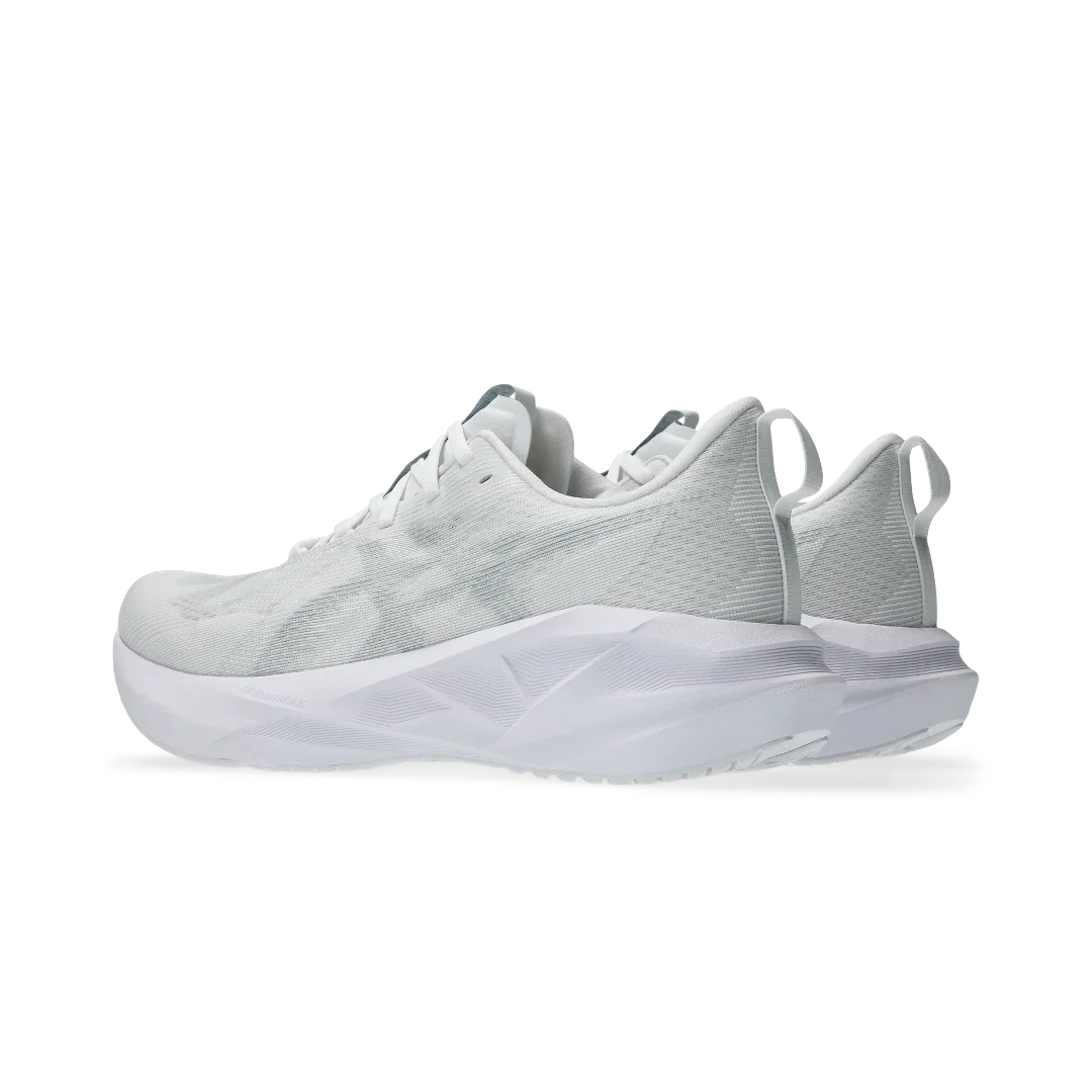 Overkicks - ASICS Novablast 5 White Piedmont Grey (1011B974-100) - par completo