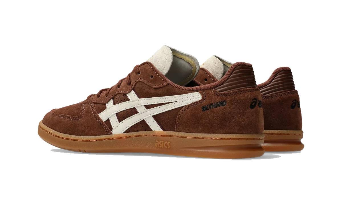 Overkicks - ASICS Skyhand OG Reddish Brown Oatmeal (1203A452-200) - par completo