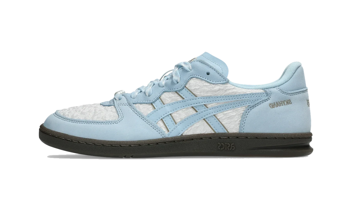 Overkicks - ASICS Skyhand OG White Faded Denim (1203A880-100) - vista lateral