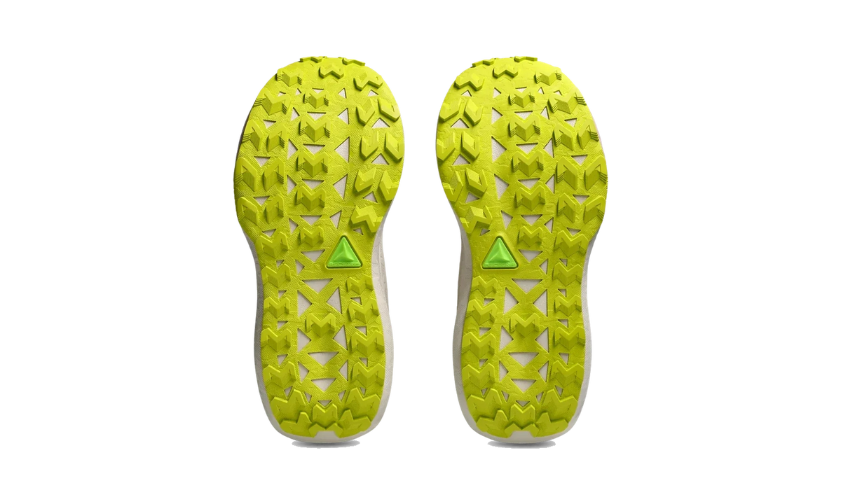 Overkicks - ASICS Trabuco Max 5 Mineral Beige Aurora Green (Womens) (1012B937-250) - vista superior