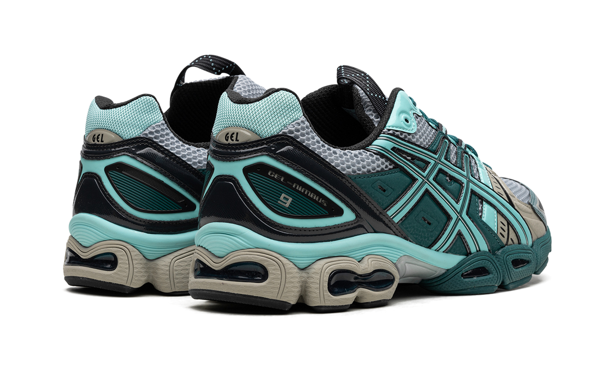 Overkicks - ASICS UB3-S Gel-Nimbus 9 Kiko Kostadinov Piedmont Grey Aruba Blue (1201A442-020) - par completo