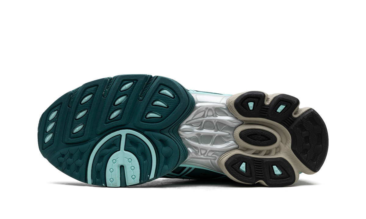 Overkicks - ASICS UB3-S Gel-Nimbus 9 Kiko Kostadinov Piedmont Grey Aruba Blue (1201A442-020) - vista superior