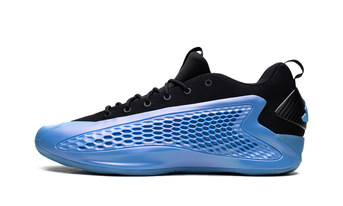 Overkicks - Adidas AE 1 Low Nicks Gift (JQ6139) - vista lateral