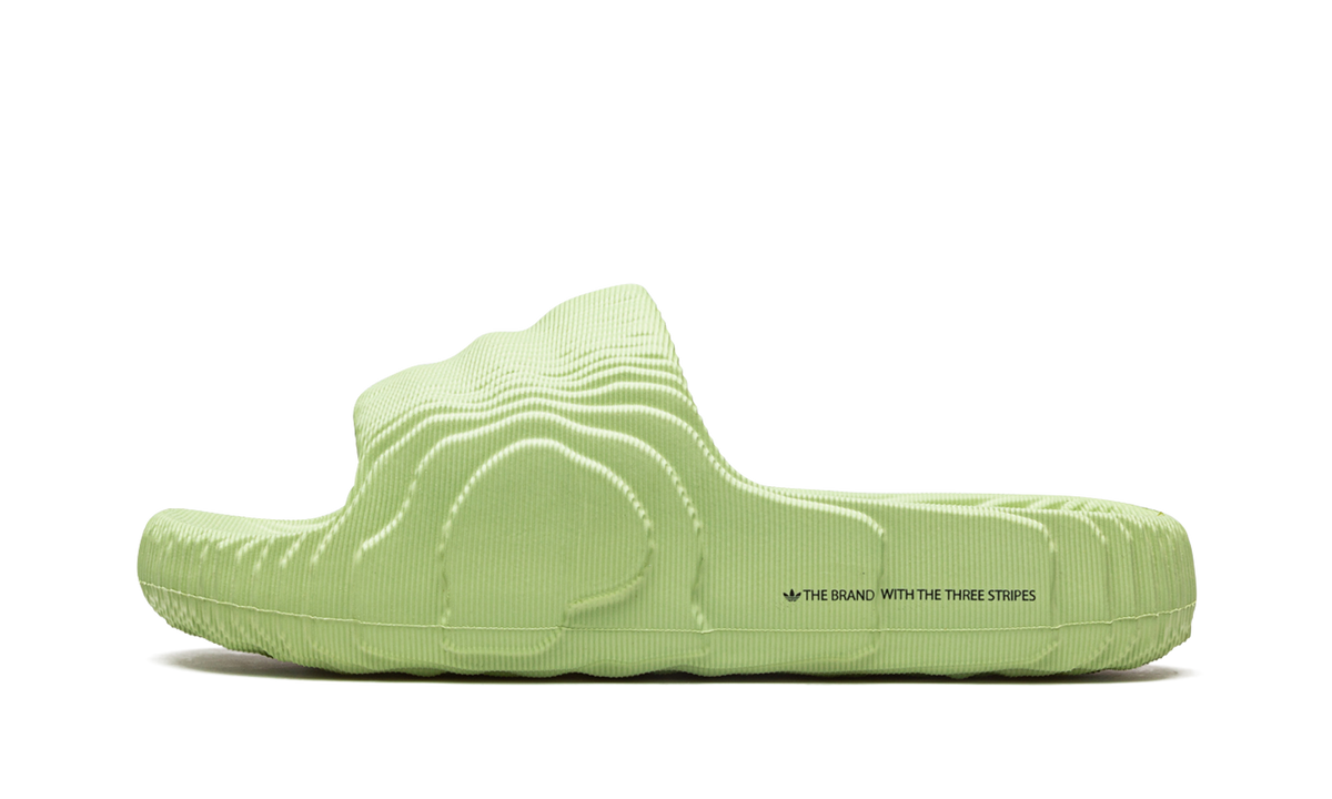 Overkicks - Adidas Adilette 22 Slides Magic Lime (GX6946) - detalle