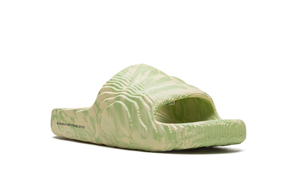 Overkicks - Adidas Adilette 22 Slides Magic Lime St Desert Sand (GY1597) - detalle lateral interior
