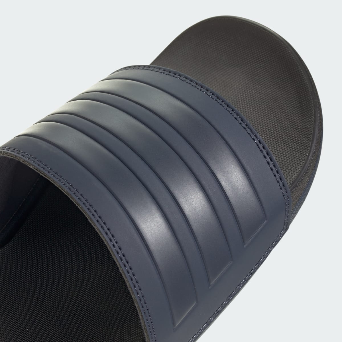 Overkicks - Adidas Adilette Comfort Slides Shadow Navy Core Black (JP5735) - detalle